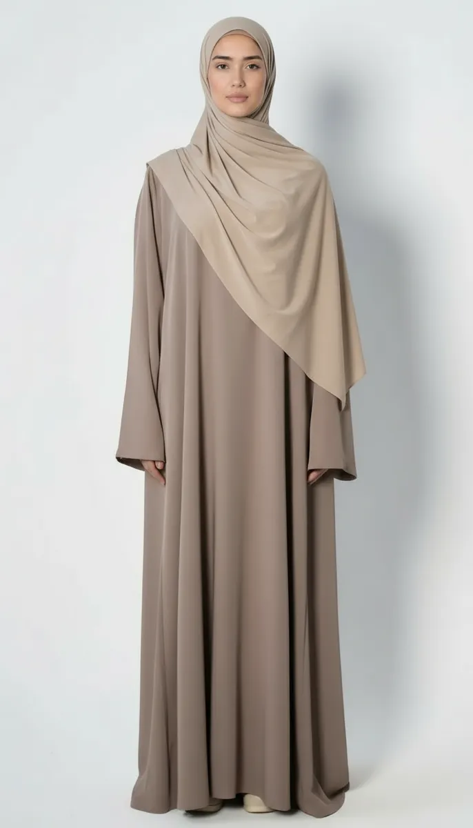 من الخلف